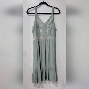 Japna Green Scoop Neck Sleeveless Midi Sundress